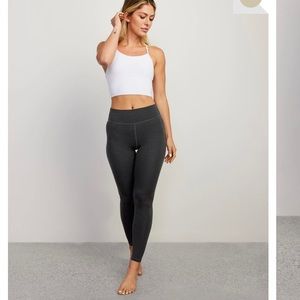 BRAND NEW Stori Perseverance Leggings